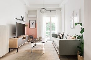 Groovy 2BR Apartment in Koukaki