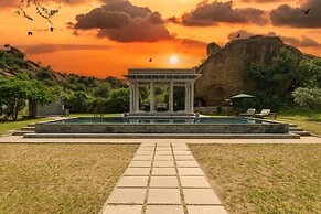 Amã Stays & Trails Abhay Manor, Kaali Toonk