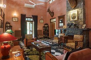 Amã Stays & Trails Abhay Manor, Kaali Toonk