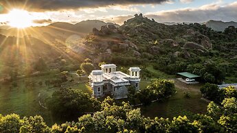 Amã Stays & Trails Abhay Manor, Kaali Toonk