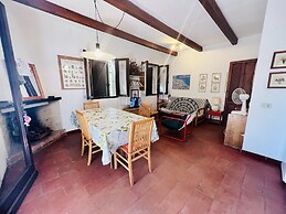 Trilocale in Centro con Giardino