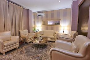 OAK HAVENS  HOTEL