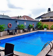 OAK HAVENS  HOTEL