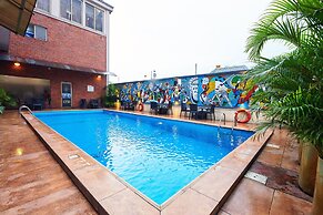 OAK HAVENS  HOTEL