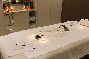 The B Premiere Hotel