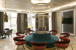 The B Premiere Hotel