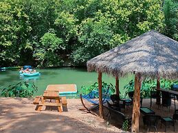 Son's Rio Cibolo - Glamping Cabin G