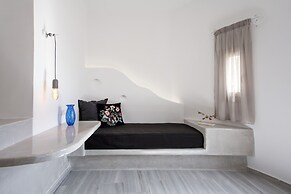 TheArtemis - Perissa Hotel