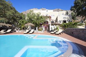 TheArtemis - Perissa Hotel