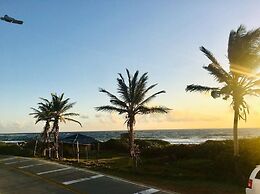 Aw Hotel Holidays Palace