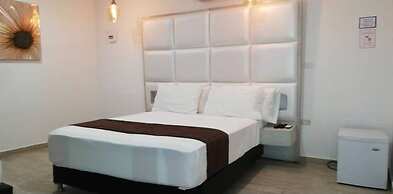 Aw Hotel Holidays Palace