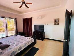 Villa Ocean Dreams Los Delfines Golf & Country Club
