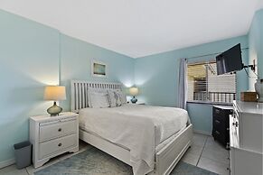 Tropical Suites at Sunglow Resort