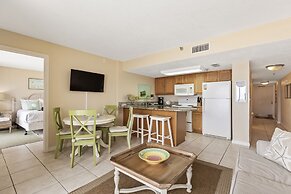 Tropical Suites at Sunglow Resort