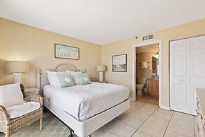 Tropical Suites at Sunglow Resort