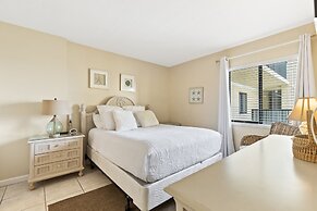 Tropical Suites at Sunglow Resort