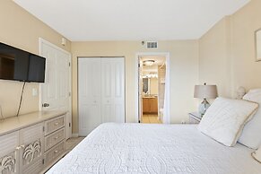 Tropical Suites at Sunglow Resort