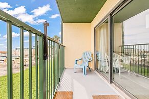 Tropical Suites at Sunglow Resort