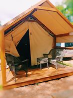 Son's Blue River Camp Glamping Cabin I