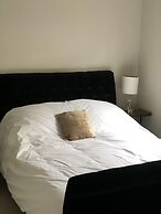 Cosy South Gloucestershire Cabin Retreat