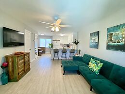 Sand Dollar Condo by ALBVR