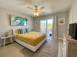 Sand Dollar Condo by ALBVR