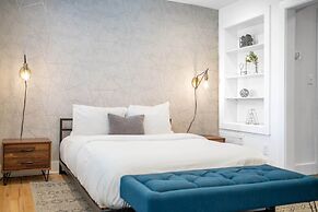 Crescent Furnished Apartments