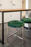 Crescent Furnished Apartments