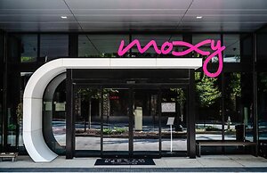 Crescent Furnished Apartments