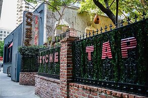 Crescent Furnished Apartments