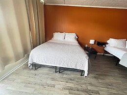 Falls of Rough Motel