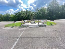 Falls of Rough Motel