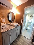 Falls of Rough Motel