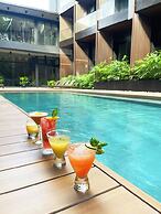 The Funny Lion El Nido