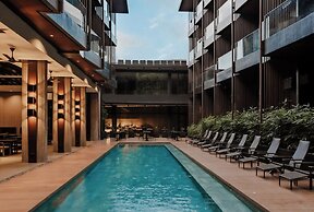 The Funny Lion El Nido