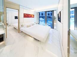 Regala Skycity Hotel