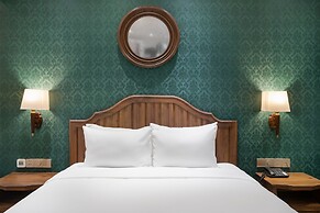 La Belle Vie Boutique Hotel