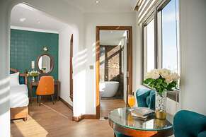 La Belle Vie Boutique Hotel