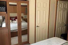Devine's Caravan Sleeps 6 by River