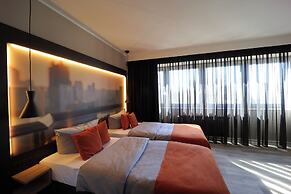 JustStay Mülheim Hotel & Apartments