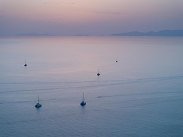 Santo Mine Oia Suites