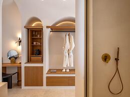 Santo Mine Oia Suites