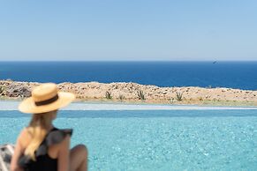 Santo Mine Oia Suites