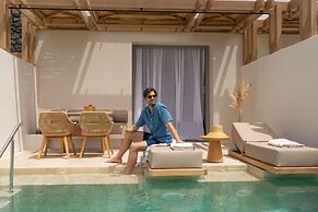 Santo Mine Oia Suites