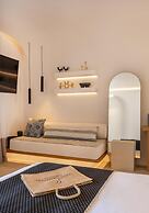 Santo Mine Oia Suites
