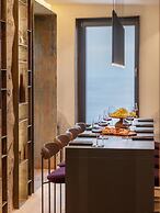 Santo Mine Oia Suites