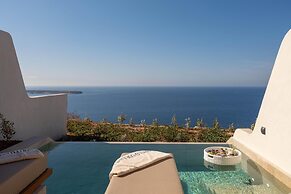 Santo Mine Oia Suites