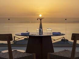 Santo Mine Oia Suites