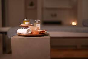 Santo Mine Oia Suites