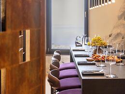 Santo Mine Oia Suites